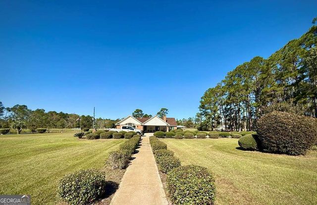 393 Douglas Highway, Hazlehurst, GA 31539