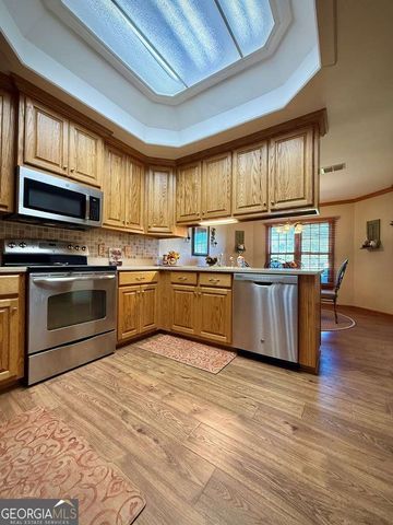 393 Douglas Highway, Hazlehurst, GA 31539