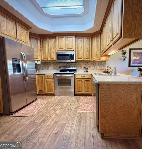 393 Douglas Highway, Hazlehurst, GA 31539