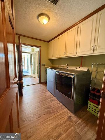 393 Douglas Highway, Hazlehurst, GA 31539