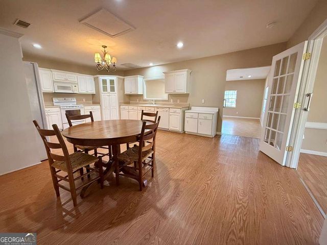 393 Douglas Highway, Hazlehurst, GA 31539