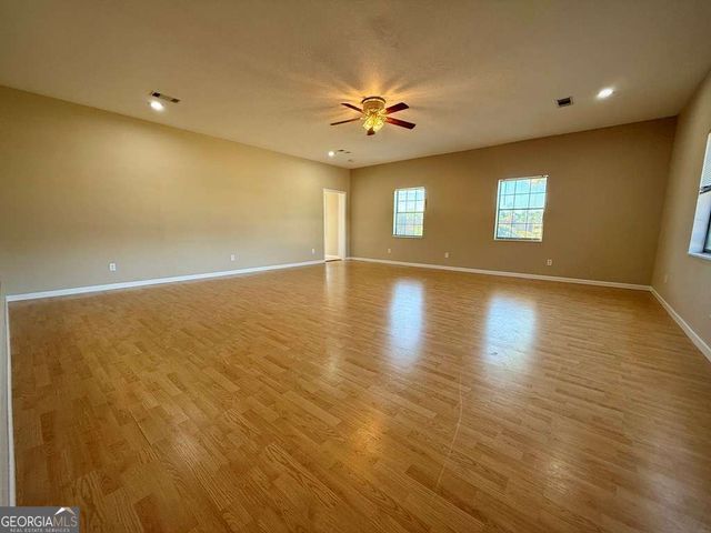 393 Douglas Highway, Hazlehurst, GA 31539