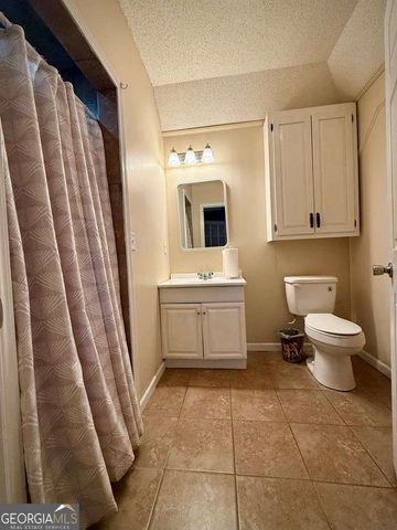 393 Douglas Highway, Hazlehurst, GA 31539