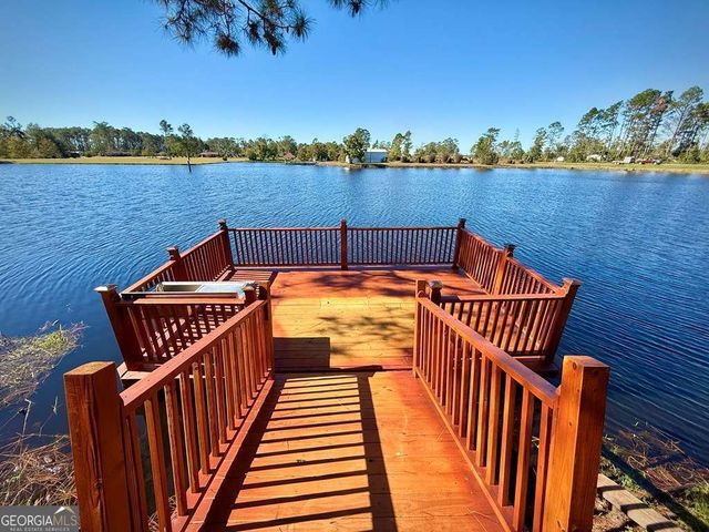 393 Douglas Highway, Hazlehurst, GA 31539