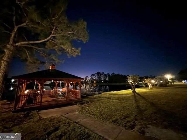 393 Douglas Highway, Hazlehurst, GA 31539