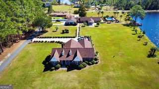 393 Douglas Highway, Hazlehurst, GA 31539