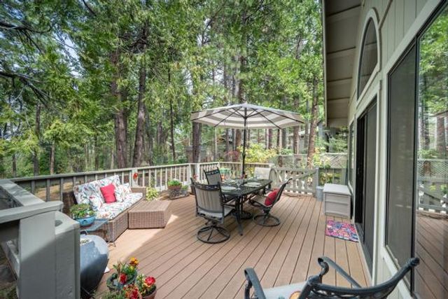 625 Larkspur Ct, Murphys, CA 95247