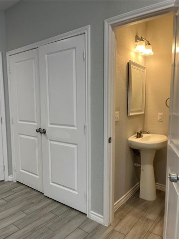 10978 Maywood Street, Willis, TX 77318