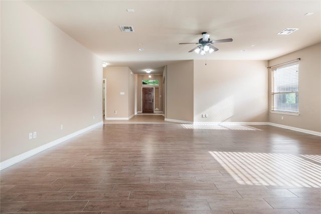 1709 Greenside TRL, Round Rock, TX 78665