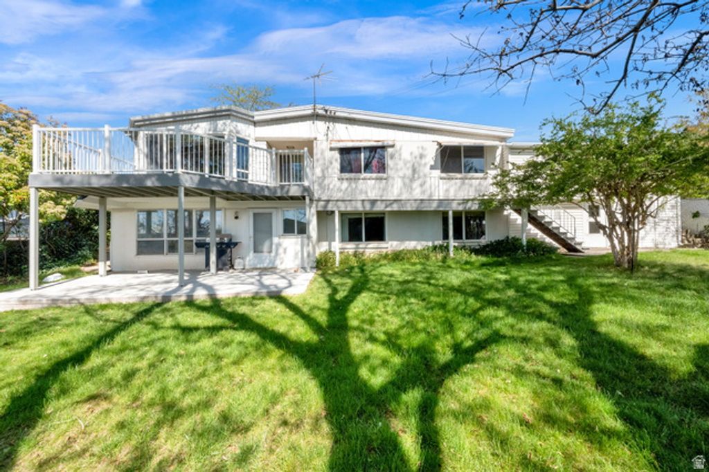 Image 5 of property listing at 3558 S 50 W, Bountiful, UT 84010