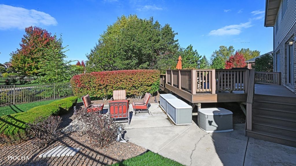 Image 35 of property listing at 17618 Dunn Road, Tinley Park, IL 60487