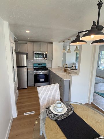 551 E ELM AVE, South Salt Lake, UT 84106