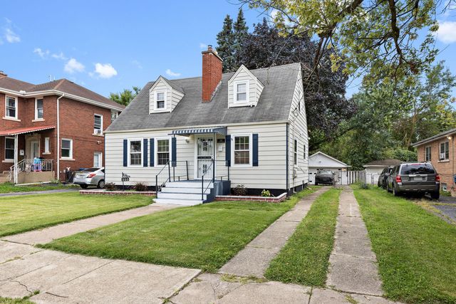 320 Streamside Drive, Harvey, IL 60426