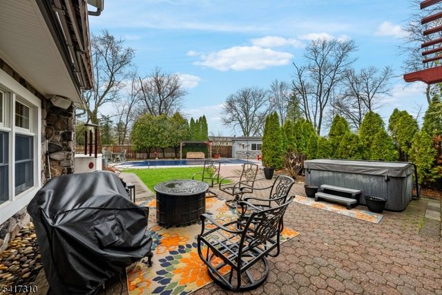 4 Lancaster Ave, Montville Twp., NJ 07045