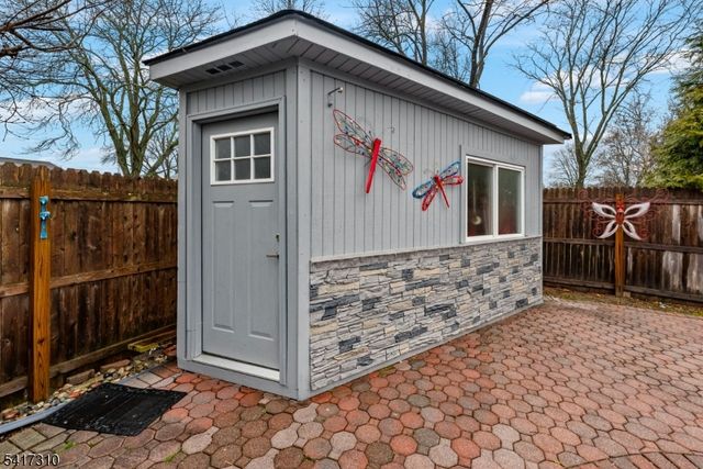 4 Lancaster Ave, Montville Twp., NJ 07045