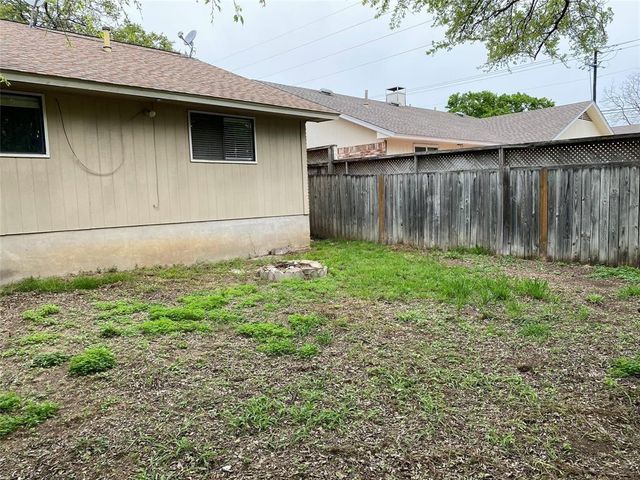 11905 Oak Knoll DR A, Austin, TX 78759