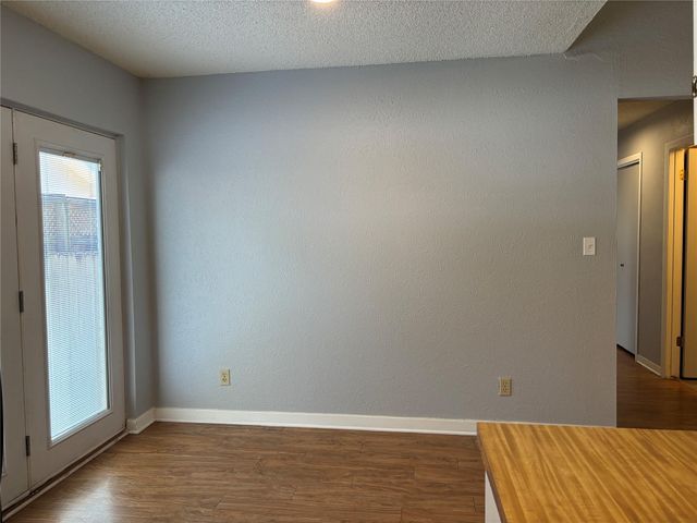 11905 Oak Knoll DR A, Austin, TX 78759