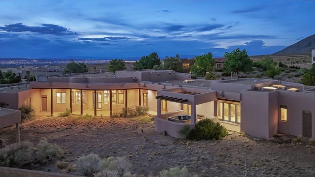 9800 Desert Mountain Road NE, Albuquerque, NM 87122