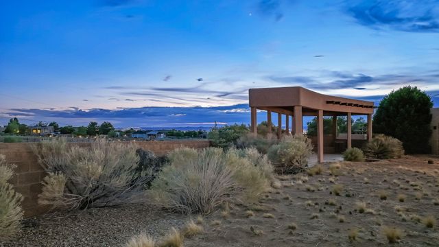 9800 Desert Mountain Road NE, Albuquerque, NM 87122