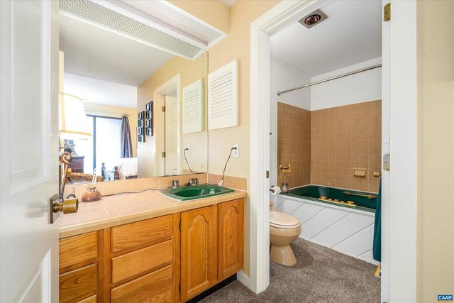 907 DIAMOND HILL CONDOS, Wintergreen Resort, VA 22967