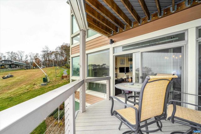 907 DIAMOND HILL CONDOS, Wintergreen Resort, VA 22967