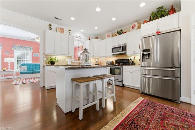 6821 Stone Gables Drive, Thomasville, NC 27360