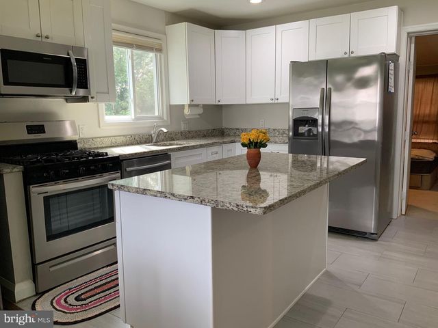 2639 MATTHEWS, Parkville, MD 21234