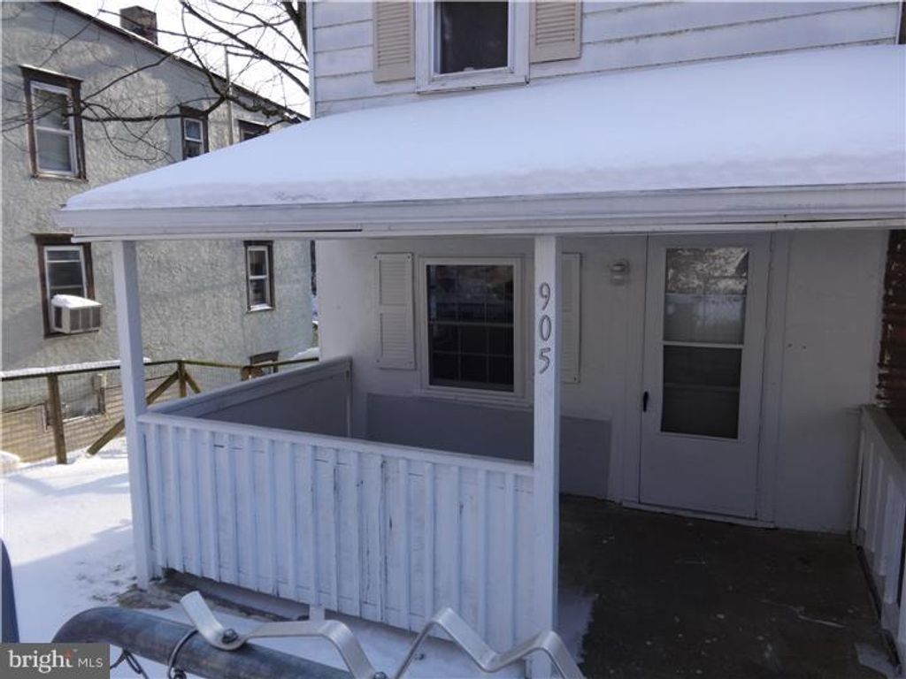 905 WAGONTOWN RD, Coatesville, PA 19320