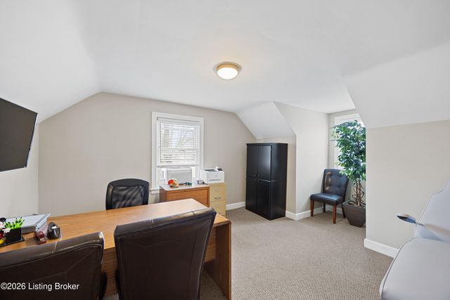 4816 Greenwood Rd, Louisville, KY 40258
