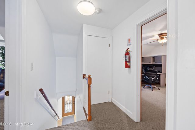 4816 Greenwood Rd, Louisville, KY 40258