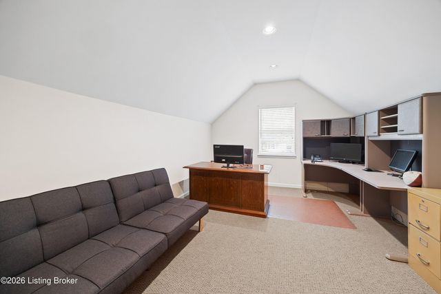 4816 Greenwood Rd, Louisville, KY 40258