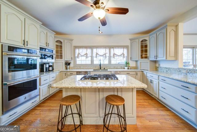6462 Waterscape Ridge, Gainesville, GA 30506