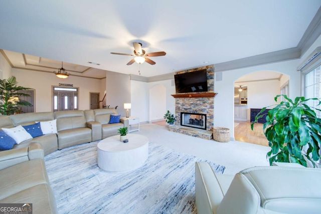 6462 Waterscape Ridge, Gainesville, GA 30506