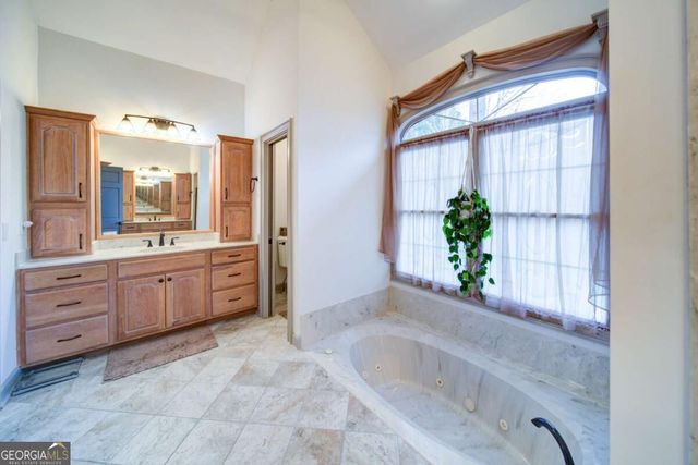 6462 Waterscape Ridge, Gainesville, GA 30506