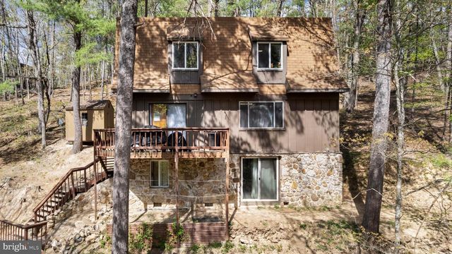 513 FAIRWAY DR, Basye, VA 22810