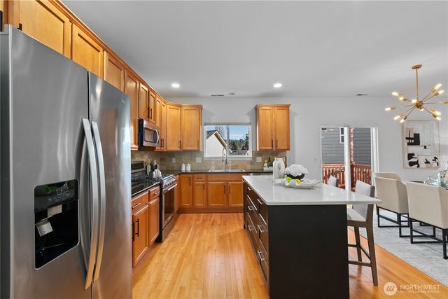 23215 DR SE 27th, Bothell, WA 98021