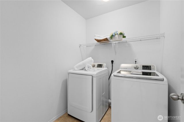 23215 DR SE 27th, Bothell, WA 98021