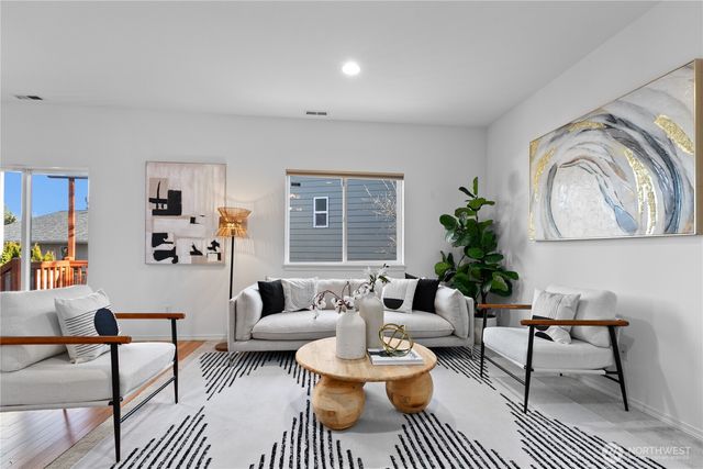 23215 DR SE 27th, Bothell, WA 98021