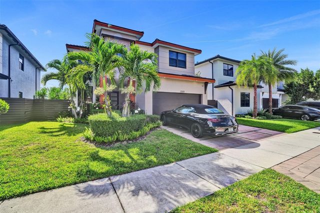 15501 NW 88th Avenue 15501, Miami Lakes, FL 33018
