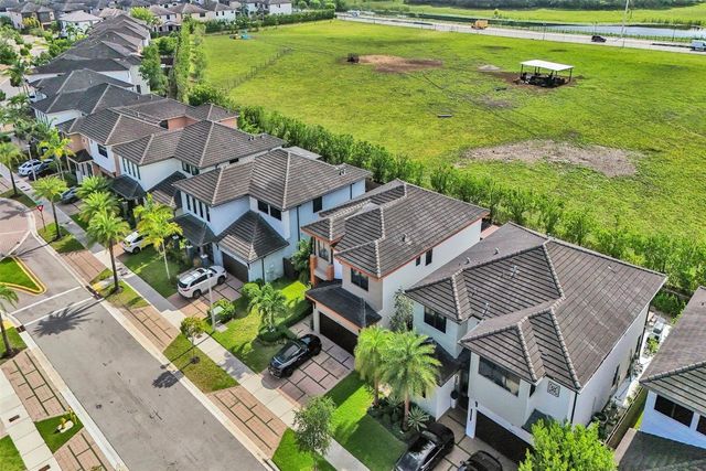 15501 NW 88th Avenue 15501, Miami Lakes, FL 33018