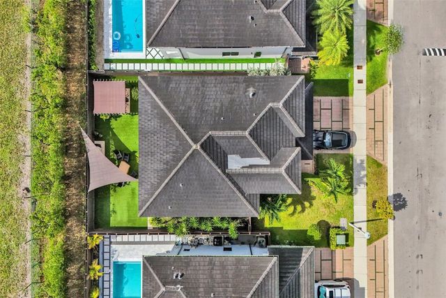 15501 NW 88th Avenue 15501, Miami Lakes, FL 33018