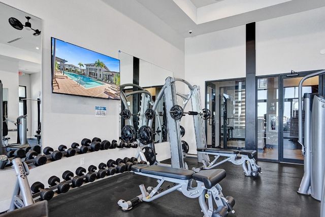 15501 NW 88th Avenue 15501, Miami Lakes, FL 33018