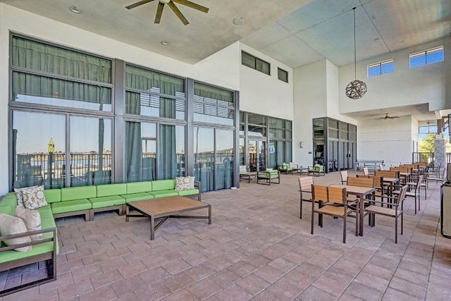 15501 NW 88th Avenue 15501, Miami Lakes, FL 33018