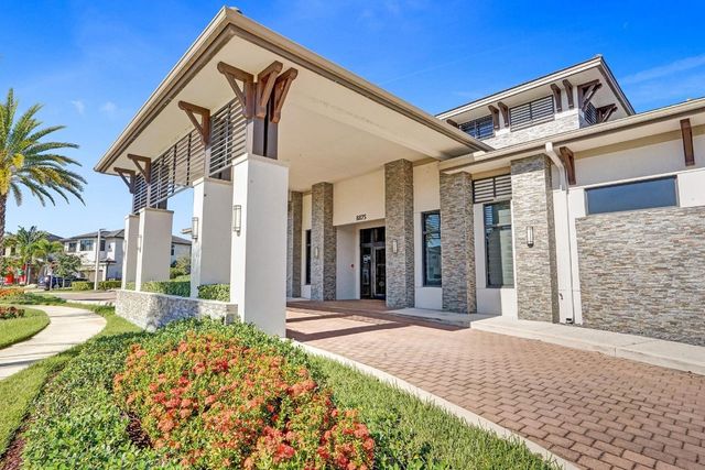 15501 NW 88th Avenue 15501, Miami Lakes, FL 33018