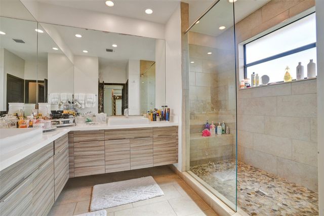 15501 NW 88th Avenue 15501, Miami Lakes, FL 33018