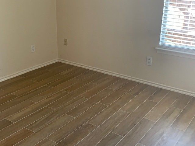 716 Mistymoor Lane, Fort Worth, TX 76052