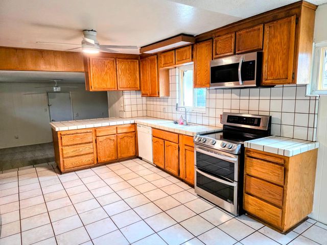 2364 Byrd Dr, Rancho Cordova, CA 95670