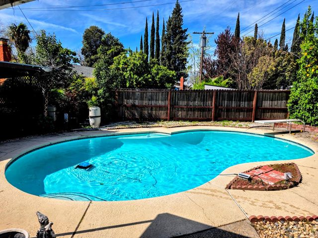 2364 Byrd Dr, Rancho Cordova, CA 95670