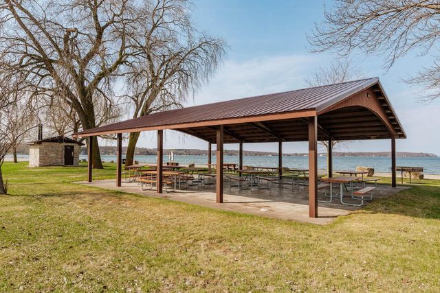 W2252 Spring Lake ROAD, Markesan, WI 53946