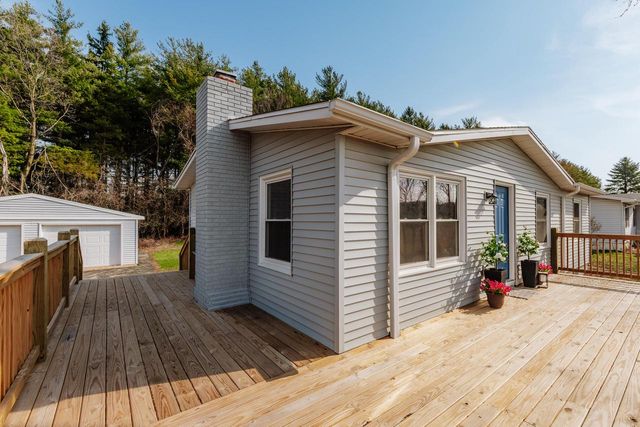 W2252 Spring Lake ROAD, Markesan, WI 53946